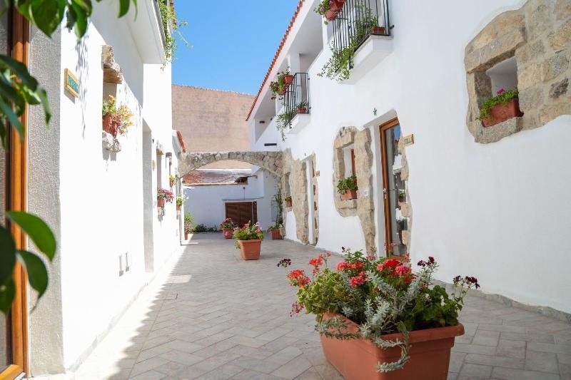 Olbia Domus Inn Exterior foto